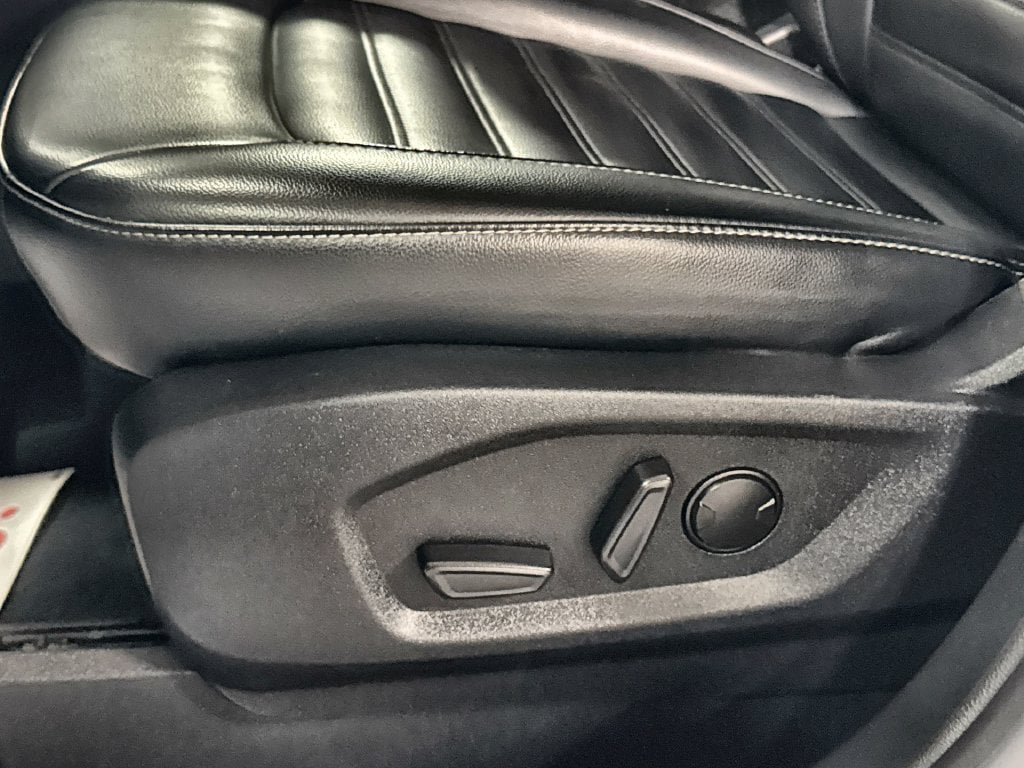 Used 2024 Ford Edge SEL AWD/4WD image 13