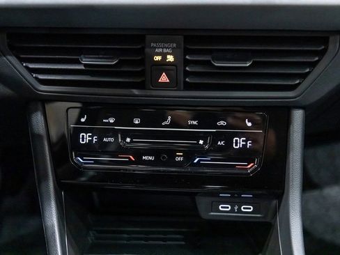 New 2026 Volkswagen Jetta SE image 20