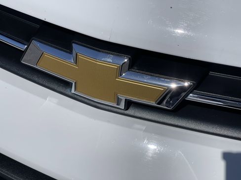 Used 2022 Chevrolet Trax LS w/ Tint and Cruise Package image 32