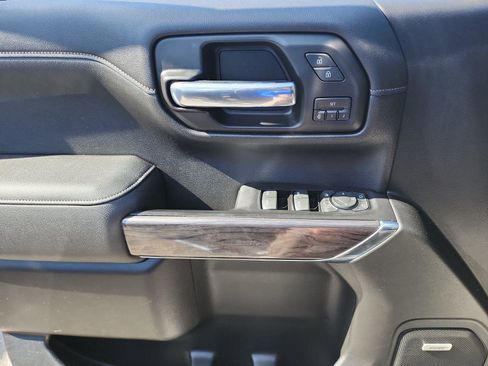 Used 2019 Chevrolet Silverado 1500 LTZ w/ LTZ Premium Package image 14