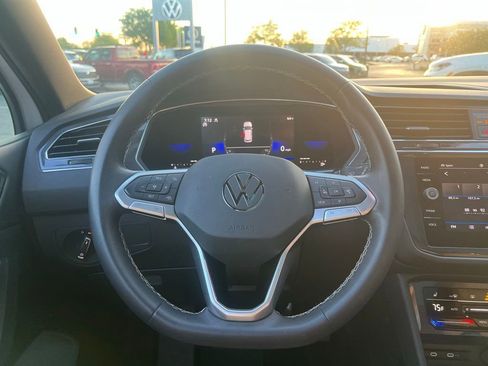 Used 2023 Volkswagen Tiguan SE w/ Panoramic Sunroof Package AWD/4WD image 26