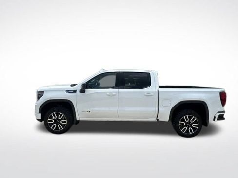Used 2024 GMC Sierra 1500 AT4 w/ AT4 Premium Package AWD/4WD image 6