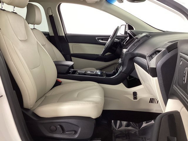 Used 2020 Ford Edge Titanium AWD/4WD image 23