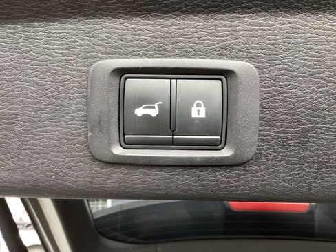 Used 2022 Mitsubishi Outlander SEL Black Edition image 17