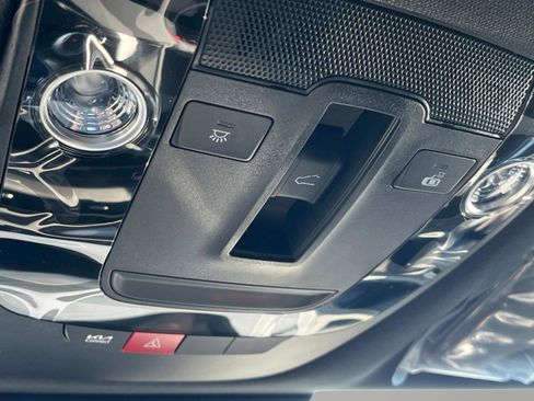 New 2025 Kia Sportage X-Line AWD/4WD image 32