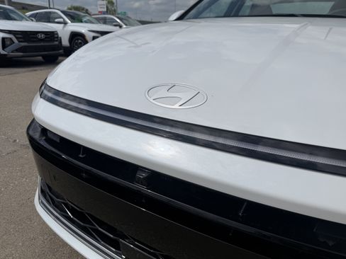New 2026 Hyundai Sonata Limited FWD image 15