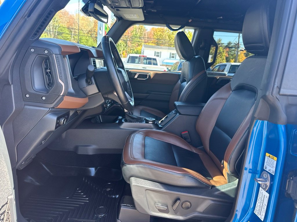 Used 2024 Ford Bronco Outer Banks w/ Sasquatch Package AWD/4WD image 12