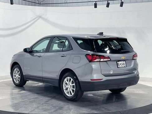 Used 2023 Chevrolet Equinox LS FWD image 13