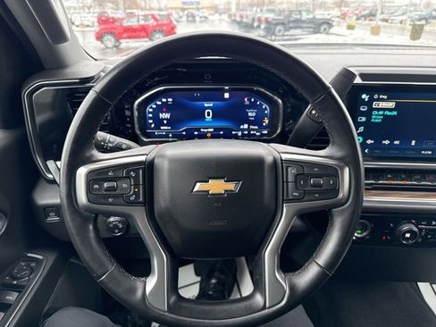 Used 2023 Chevrolet Silverado 1500 LT image 20