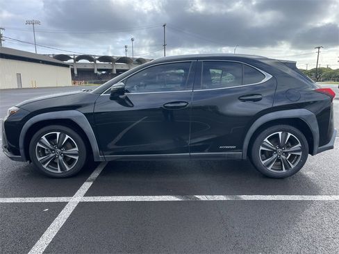Used 2019 Lexus UX 250h image 10