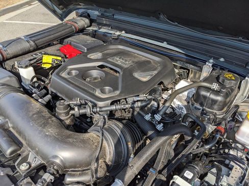 Used 2025 Jeep Wrangler Willys image 59