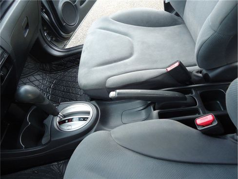 Used 2013 Honda Fit image 21