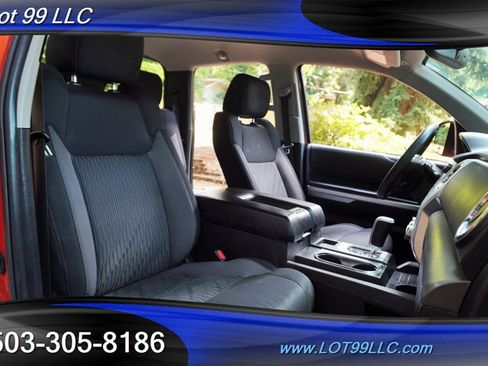 Used 2016 Toyota Tundra SR5 w/ TRD Off Road Package AWD/4WD image 18