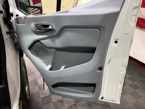 Used 2019 Ford Transit 250 148 Low Roof image 10