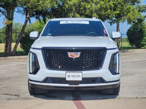 Used 2026 Cadillac Escalade ESV Sport w/ Touring Package AWD/4WD image 2