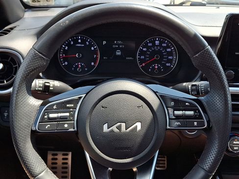 Used 2023 Kia Forte GT-Line w/ GT-Line Premium Package FWD image 17