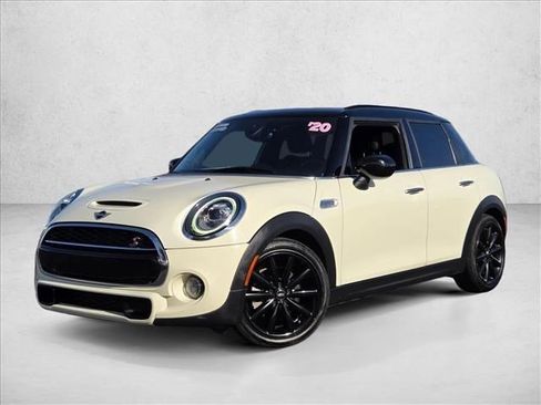 Used 2020 MINI Cooper S image 1