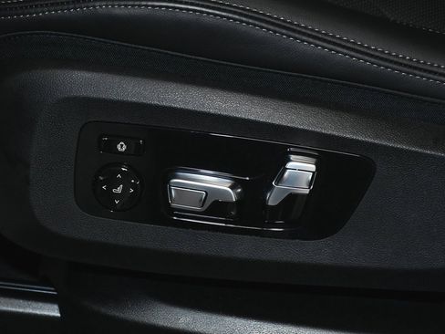 Used 2026 BMW X7 xDrive40i image 59