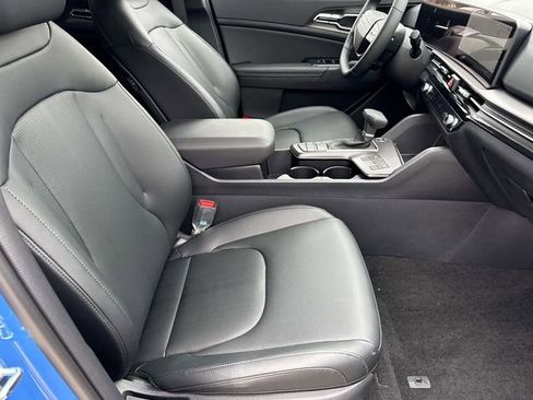 New 2026 Kia Sportage SX FWD image 16