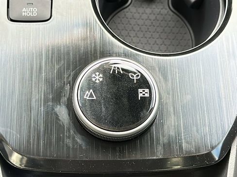 Certified 2025 Nissan Rogue S AWD/4WD image 26