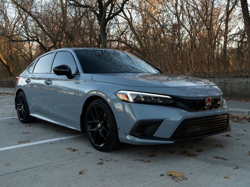 Used 2024 Honda Civic Si image 2