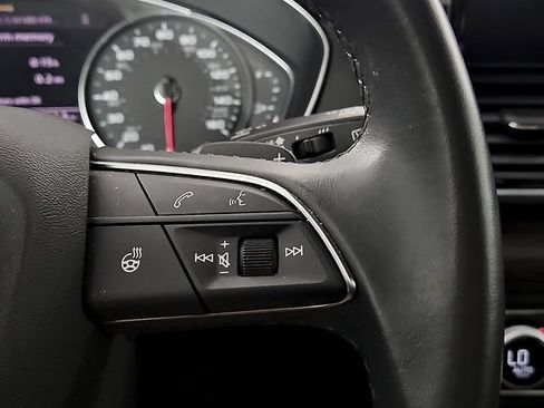 Used 2022 Audi Q5 2.0T Premium AWD/4WD image 23