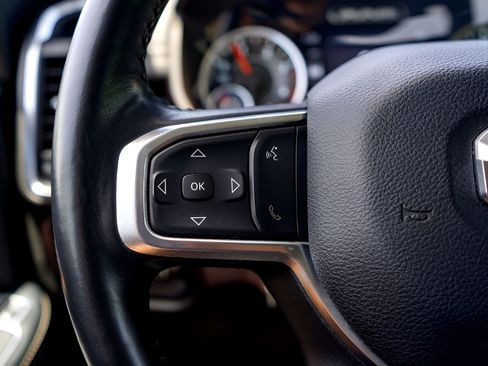Used 2024 RAM 3500 Laramie AWD/4WD image 15