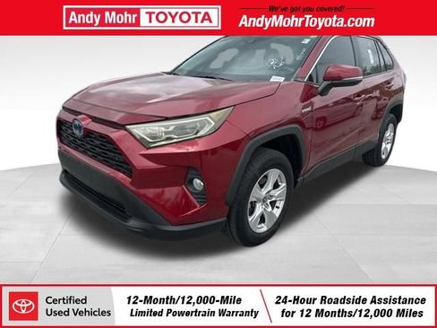 Certified 2021 Toyota RAV4 XLE w/ XLE Grade Weather Package AWD/4WD image 4