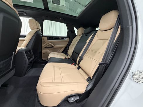 New 2026 Porsche Cayenne S image 20