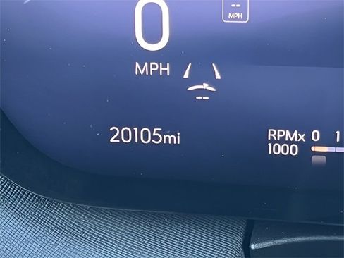 Used 2025 Buick Enclave Preferred image 22