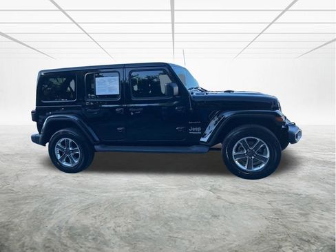 Certified 2021 Jeep Wrangler Unlimited Sahara image 3
