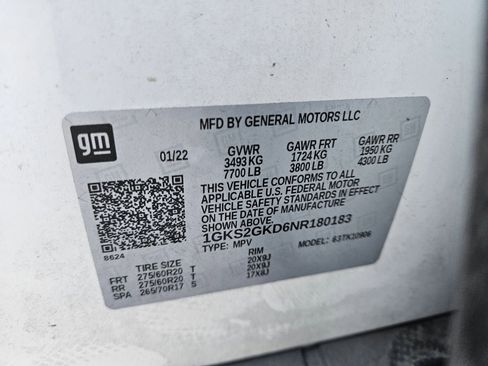 Used 2022 GMC Yukon XL SLT w/ SLT Premium Package image 32