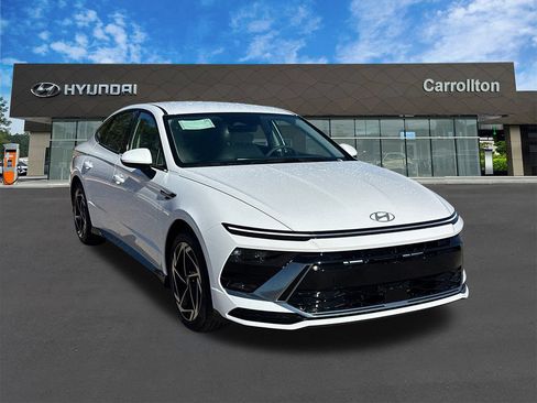 New 2026 Hyundai Sonata SEL FWD image 4