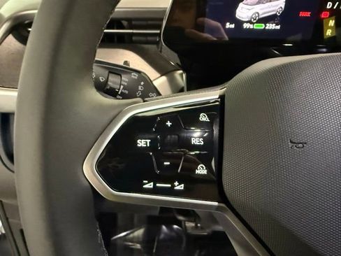 New 2025 Volkswagen ID. Buzz Pro S image 19