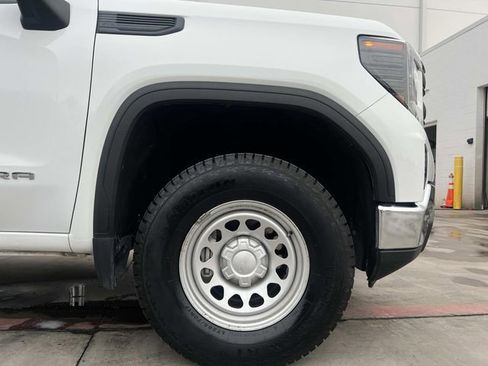 Used 2022 GMC Sierra 1500 Pro w/ Pro Value Package image 8