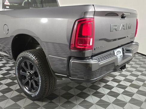 New 2025 RAM 3500 Big Horn image 38