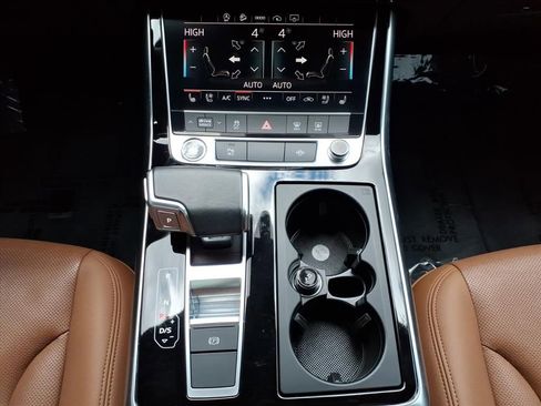 Used 2022 Audi Q7 2.0T Premium Plus w/ Premium Plus Package image 17