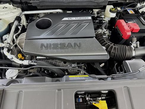 Used 2023 Nissan Rogue SV AWD/4WD image 31