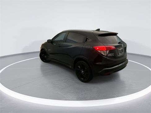 Used 2021 Honda HR-V Sport image 2