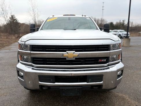 Used 2015 Chevrolet Silverado 2500 LTZ image 9