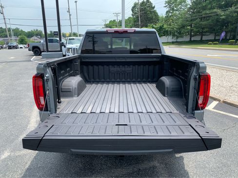 Used 2025 GMC Sierra 1500 Denali Ultimate AWD/4WD image 5