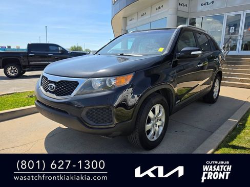 Used 2013 Kia Sorento LX AWD/4WD image 1