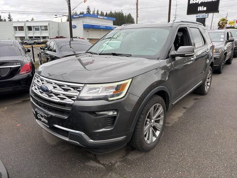 Used 2018 Ford Explorer Limited image 1