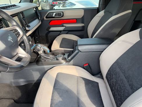 Used 2022 Ford Bronco Wildtrak AWD/4WD image 9