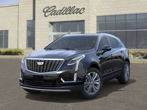 New 2026 Cadillac XT5 Premium Luxury w/ LPO, Floor Liner Package AWD/4WD image 6