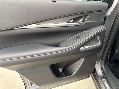 Certified 2025 INFINITI QX60 Luxe image 10