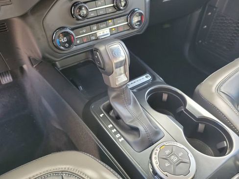 Used 2025 Ford Bronco Outer Banks image 20