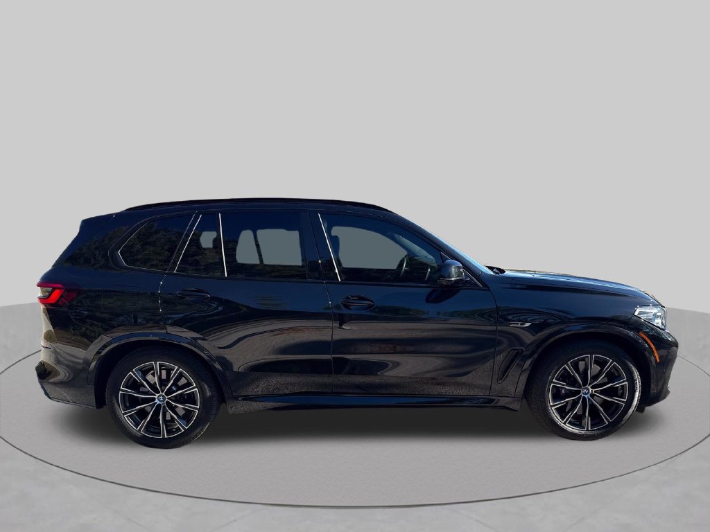 Used 2023 BMW X5 xDrive45e w/ Executive Package AWD/4WD image 7
