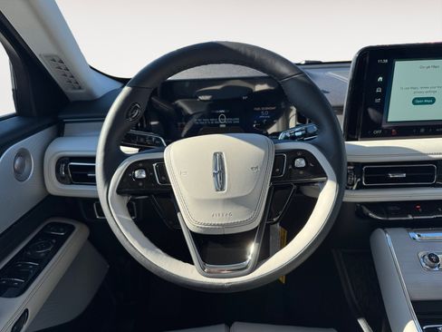 New 2026 Lincoln Aviator Reserve image 15