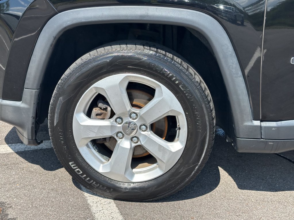 Used 2018 Jeep Compass Latitude w/ Popular Equipment Group AWD/4WD image 10